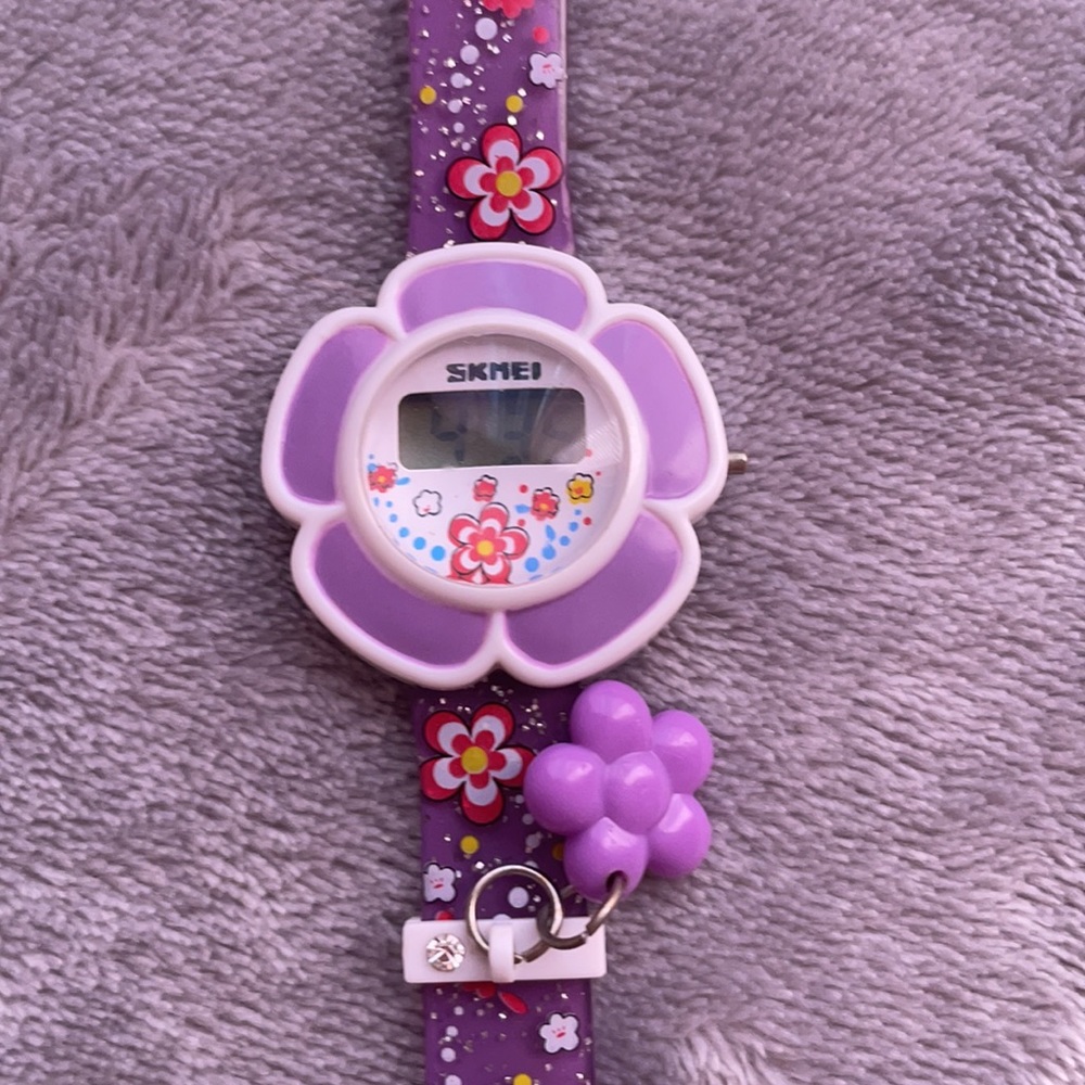Watch - Picture 2 of 2